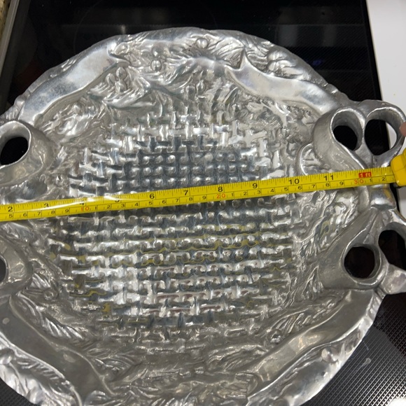 Hammered Alum/Metal Fruit Bowl - Picture 2 of 8